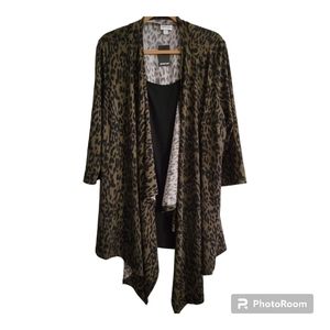 Women’s Avenue Khaki/Leopard Layered Look Top Size 18/20 NWOT